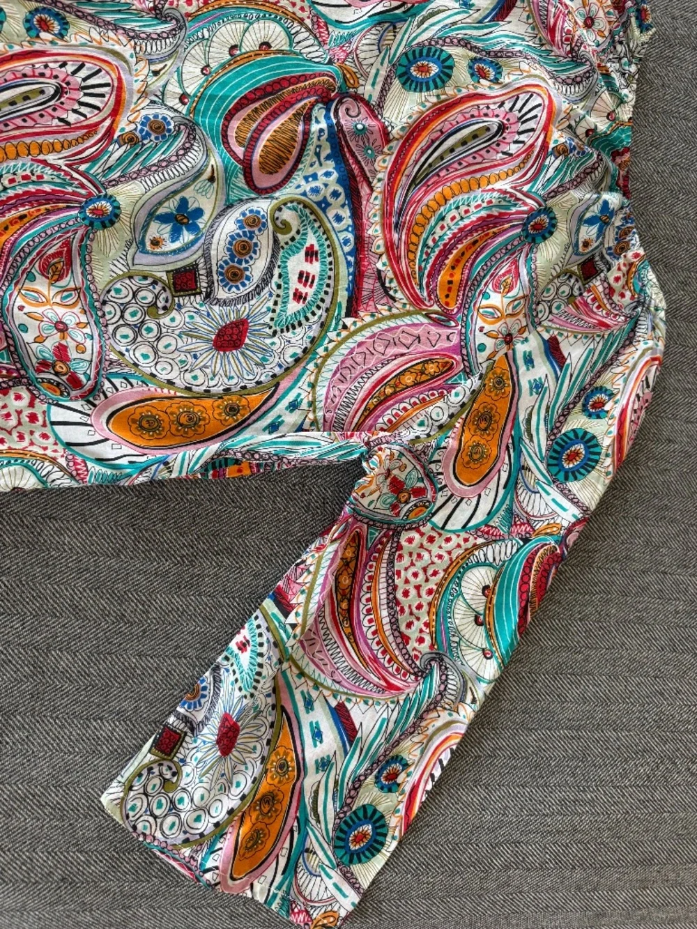 JCREW, COLORFUL AND DARLING BEACH COVERUP WITH RED TIE AT NECKLINE